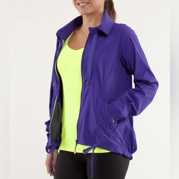 Lululemon Women’s Transition Jacket Sz 4 Full Zip Activewear Bruised Berry - Picture 1 of 8